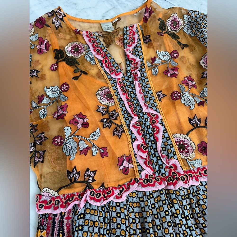 Anthropologie Embroidered Tunic - Picture 4 of 6